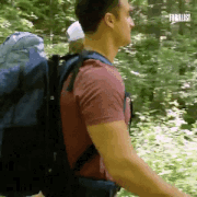 짐벌 기술이 적용된 백팩.gif