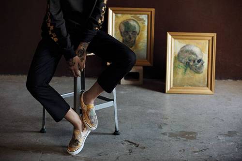 VANS X 반 고흐 콜라보.jpg