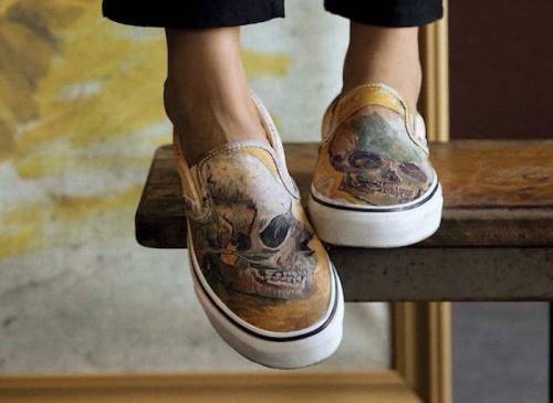 VANS X 반 고흐 콜라보.jpg
