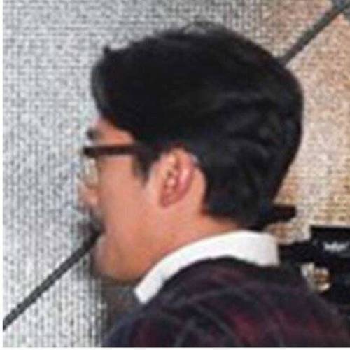 하지원의 극성팬을 바라보는 하정우 표정.jpg