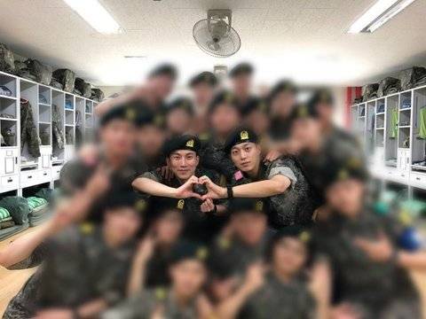 윤두준 서은광 근황.jpg