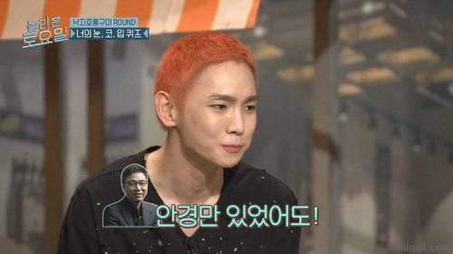 할 말 잃은 SM 소속 가수들.jpg