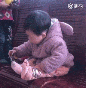 살고싶은 발꼬락.gif