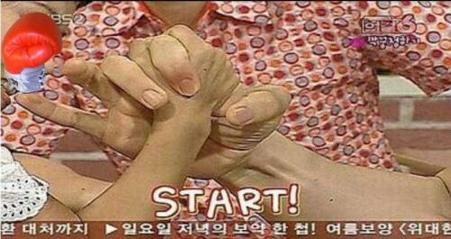 최홍만과 팔씨름 할땐 이런 느낌.jpg