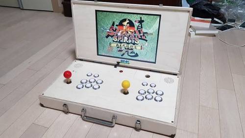 이동형 네오지오미니 게임기를 만들어보았습니다..jpg