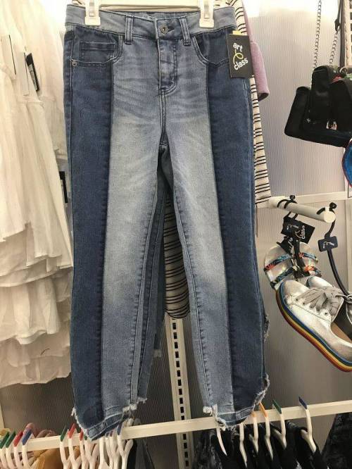 조금 이상한 패션 디자인.jpg