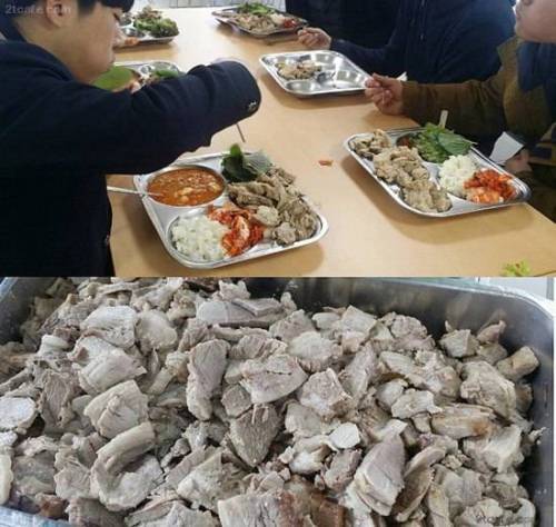 믿기지 않는 고등학교 급식수준...jpg