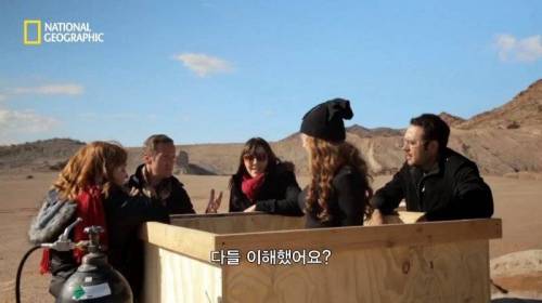 [스압] 모래에 빠르게 공간을 만들 수 있는 것.jpg
