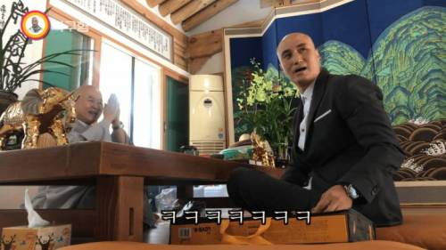 스팸이 먹고싶었던 주지스님.jpg