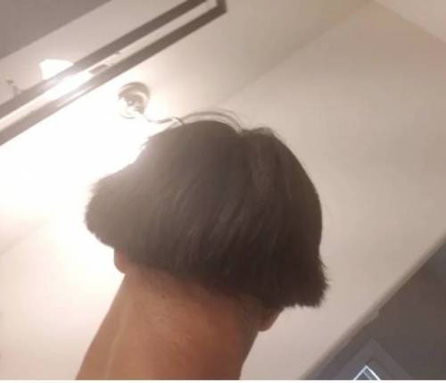 미용실 갔다온 후 빡친 남자
