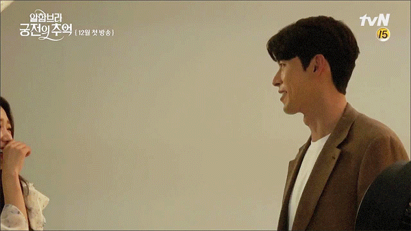 여자들 좋아하는 애교.gif