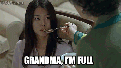 할머니 저 사실 배불러요.gif