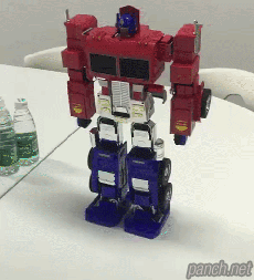 요즘 변신 장난감 수준.gif