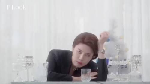 쥬얼리 모델이 된 장도연.jpg