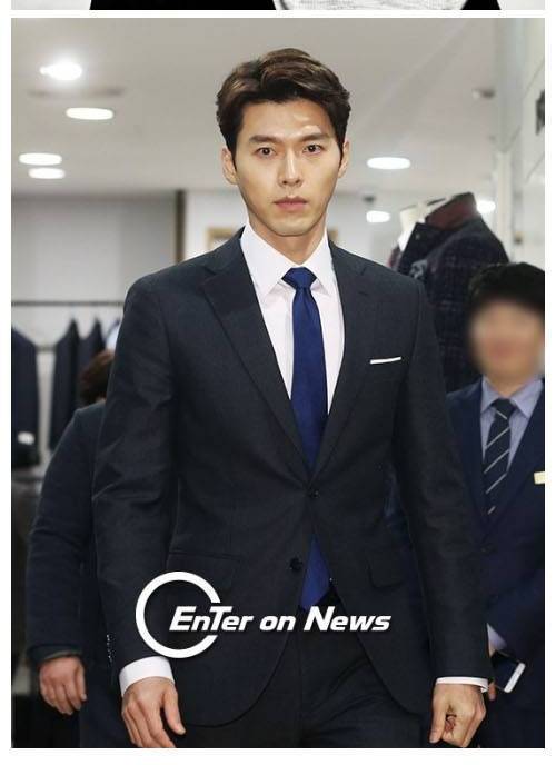 20대 현빈 vs 30대 현빈.jpg