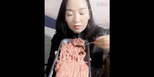 한국먹방과 중국먹방의 차이.jpg