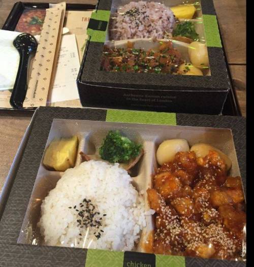 [스압] 런던의 인기 한식집.jpg
