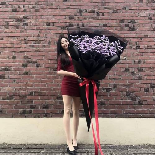 최근 유행한다는 꽃다발.jpg