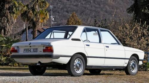 46년째 BMW와 싸우는 사람.jpg