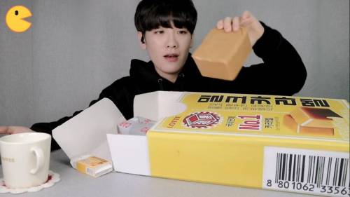 컨텐츠가 정말 독특한 유튜버.jpg