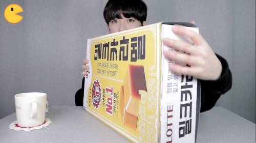 컨텐츠가 정말 독특한 유튜버.jpg