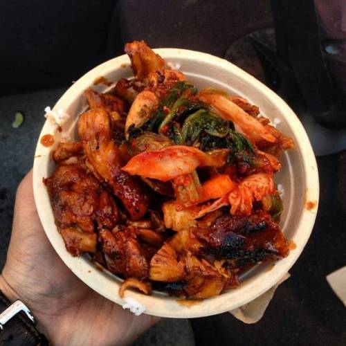 베트남의 한국식 치킨집.jpg