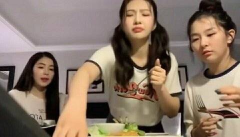 레드벨벳 조이한테 자꾸 전화거는 사생팬