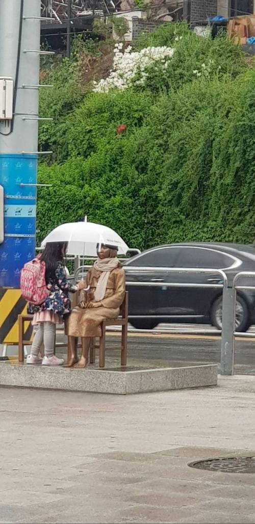 바르게 성장중인 초딩.jpg