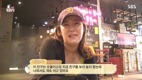 [스압] 사람처럼 자는 댕댕이.jpg