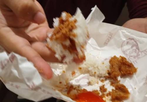 닭껍질 치킨 먹고싶던 사람 후기.jpg