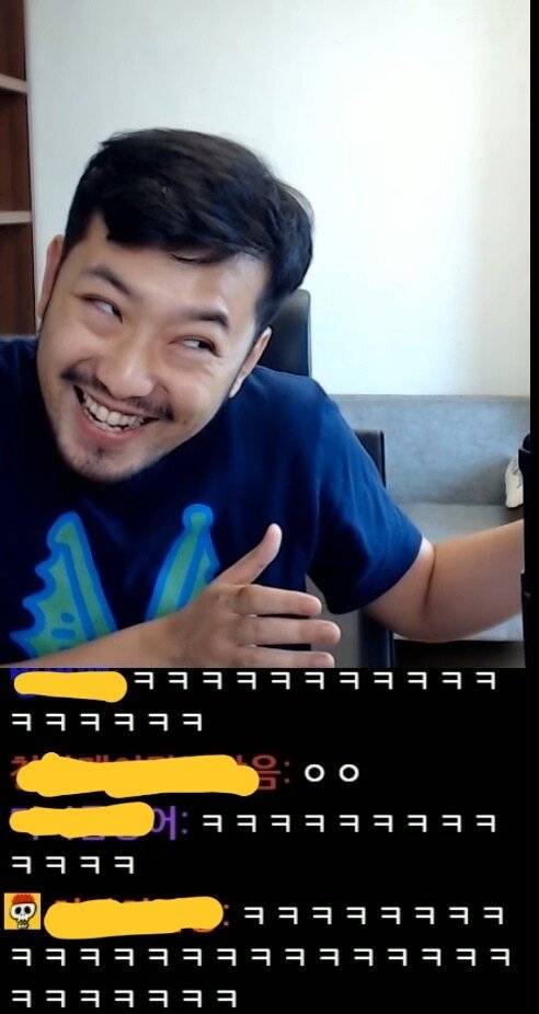 하도 똑같다고 해서 따라해본 침착맨.jpg