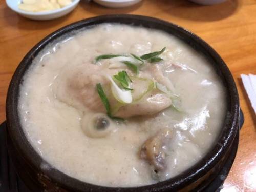 월 매출만 3억 이상이라는 서울 삼계탕집
