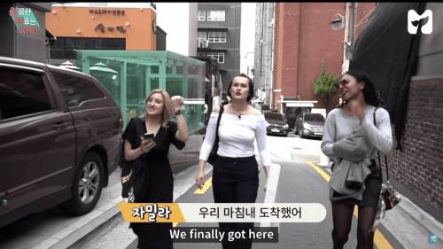 [스압] 방탄소년단 덕분에 대박난 식당.jpg
