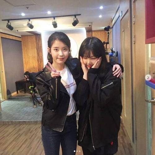 아이유 인성.jpg