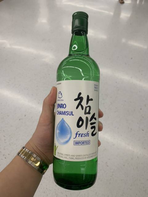 [스압] 한국발 소주 미국마트 근황.jpg