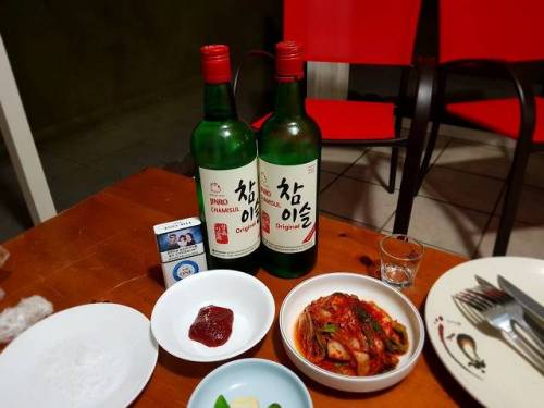 [스압] 한국발 소주 미국마트 근황.jpg