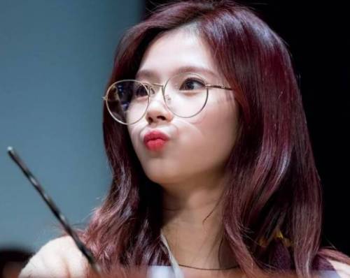 그아버지에 그아들.jpg