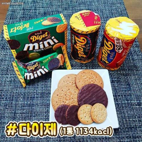 생각 외로 고칼로리인 과자들.jpg