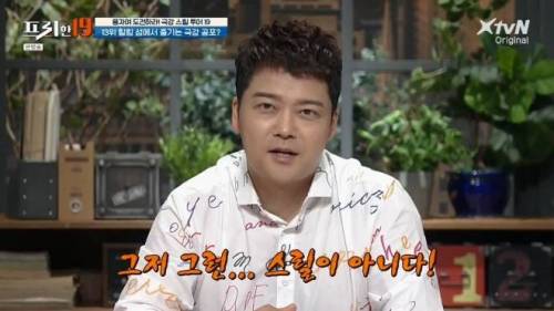 [스압] 상어와 함께 수영할 수 있는 곳.jpg