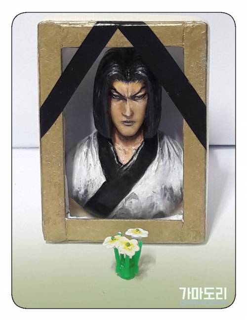 [스압] 광기의 자작 피규어.jpg