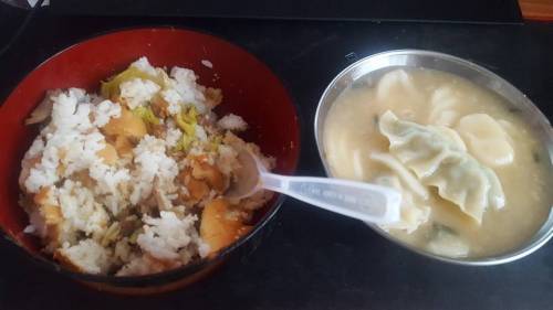 인터넷에서 맛있다고 소문난 불고기 라이스 버거