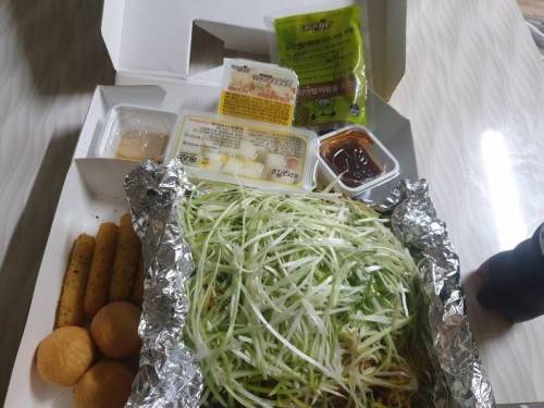 이제는 한물간 치킨....jpg