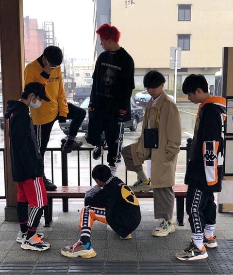요즘 고딩 패션.jpg