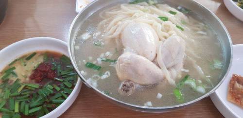 8천원 칼국수 수준.jpg