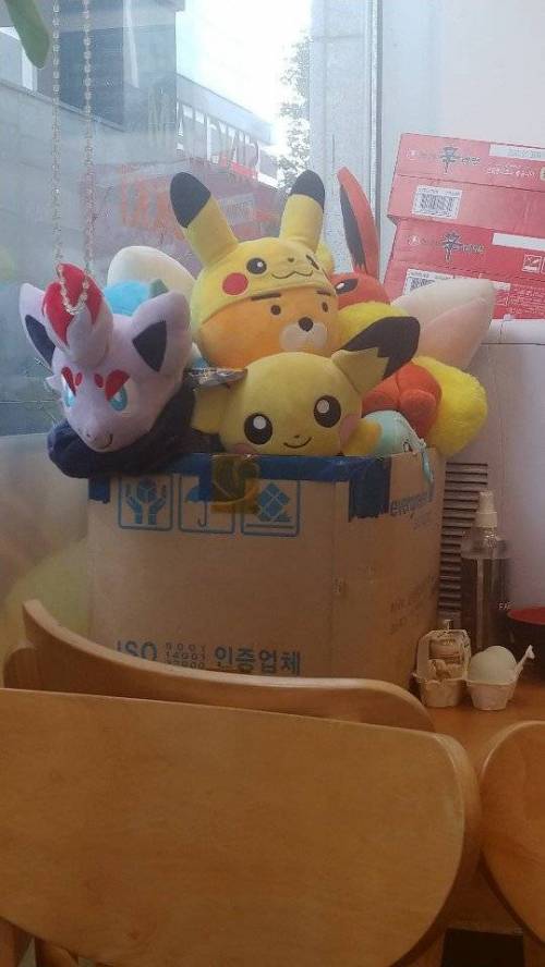 우리들 중에 스파이가 있어.jpg