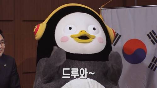 [초스압] 펭수와 매니저 삭발 재판.jpg