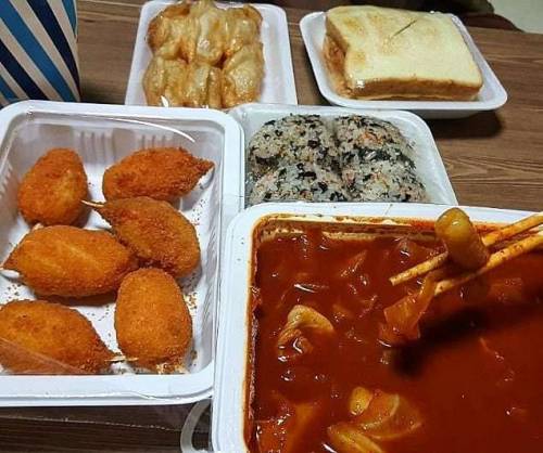 어느 순간부터 분식집에서 사라진 튀김...jpg