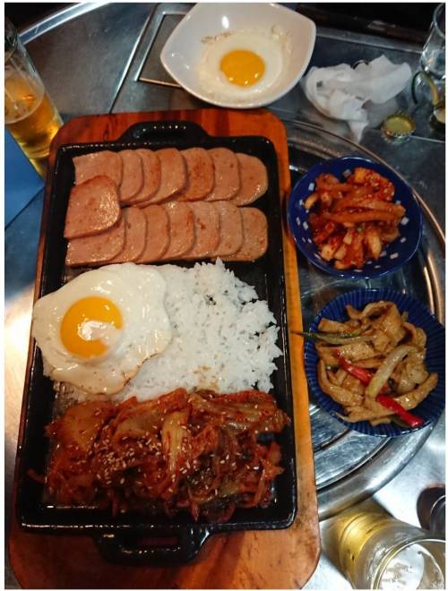 창렬 vs 혜자 애매한 10000원짜리 술안주.jpg