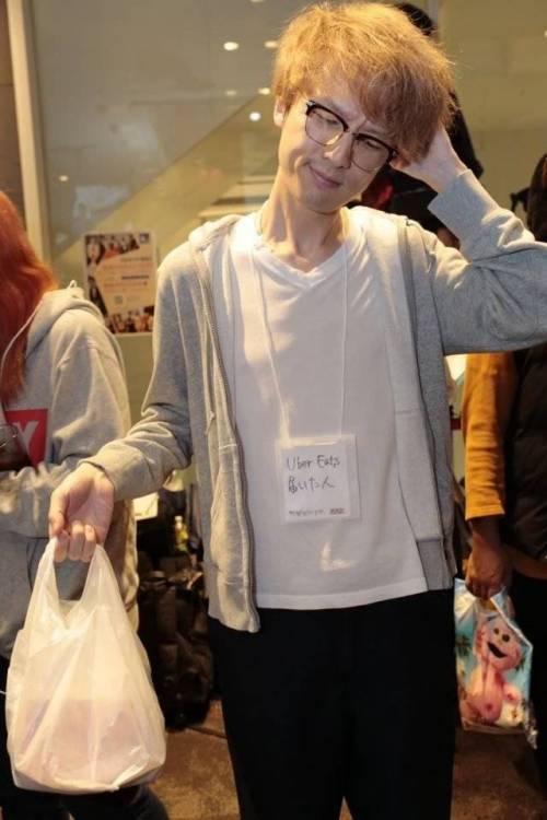 [스압] 올해 일본에서 개최된 수수한 할로윈 대회.jpg