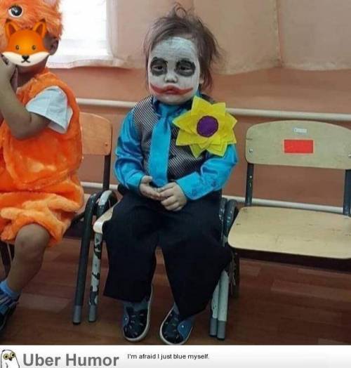 뭔가 엄청 고된 하루를 보낸 듯한 조커.jpg